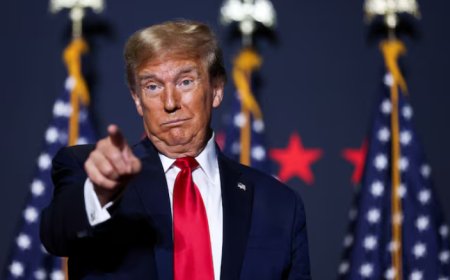 Trump Announces India's Pledge to Halt Russian Oil Imports