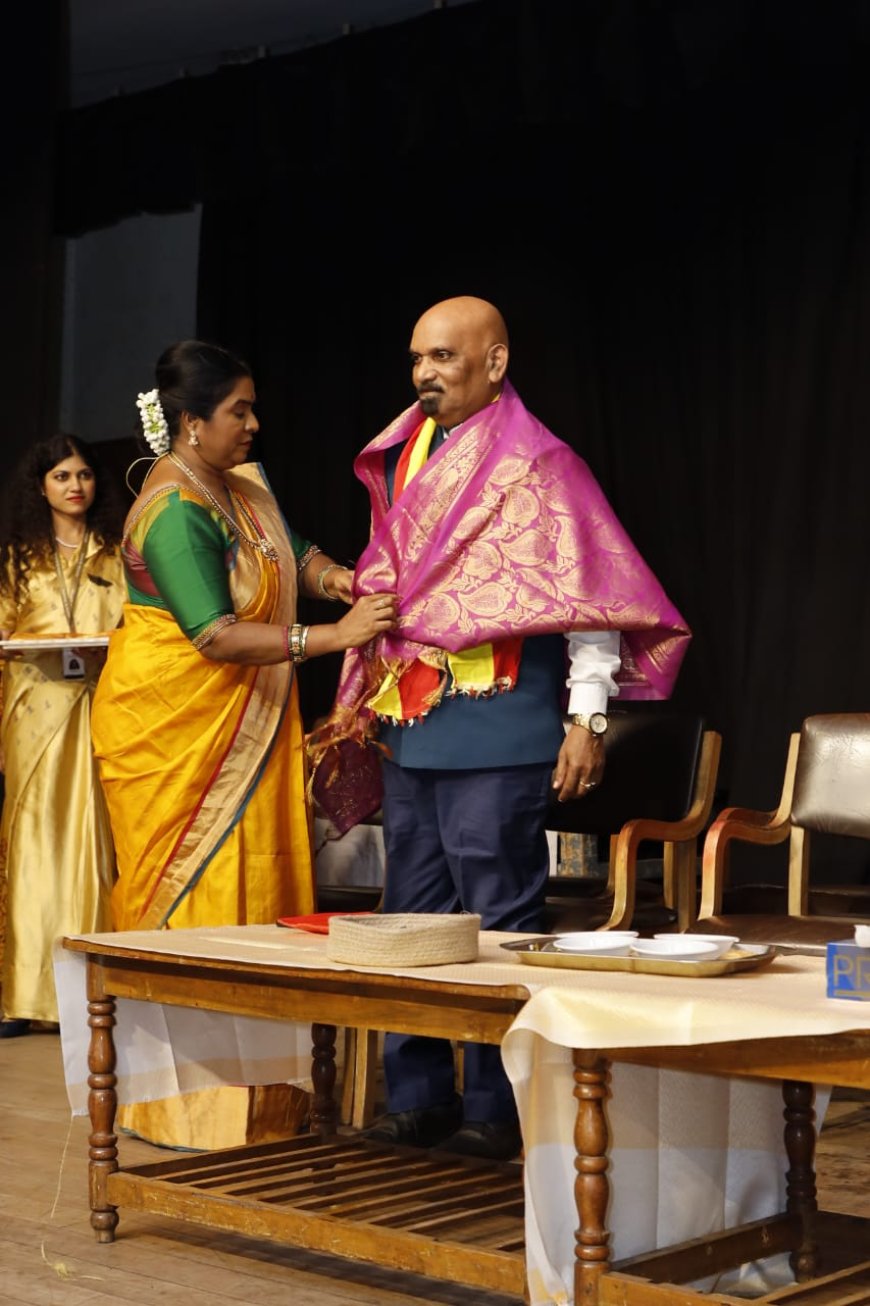 Sunita Reddy  Felicitates Eminent Personalities in Namma Bengaluru